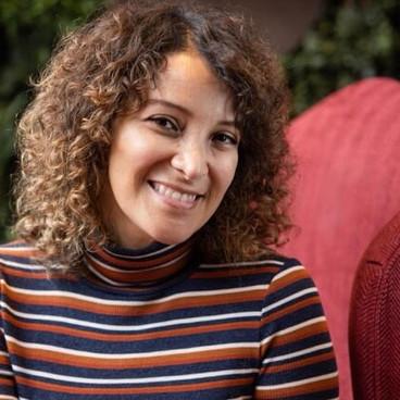 An image of the artist Gaby Moreno