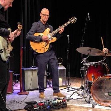 An image of the artist Pete Roth Trio feat. Bill Bruford