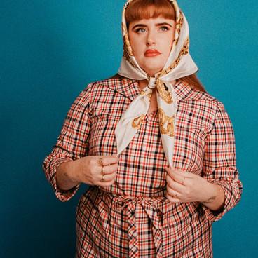 An image of the artist Scarlett O’Malley